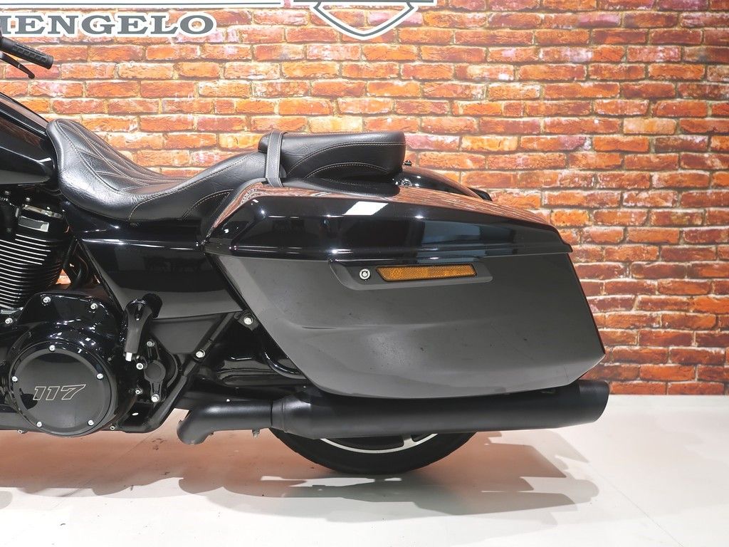 FLHX Street Glide 117